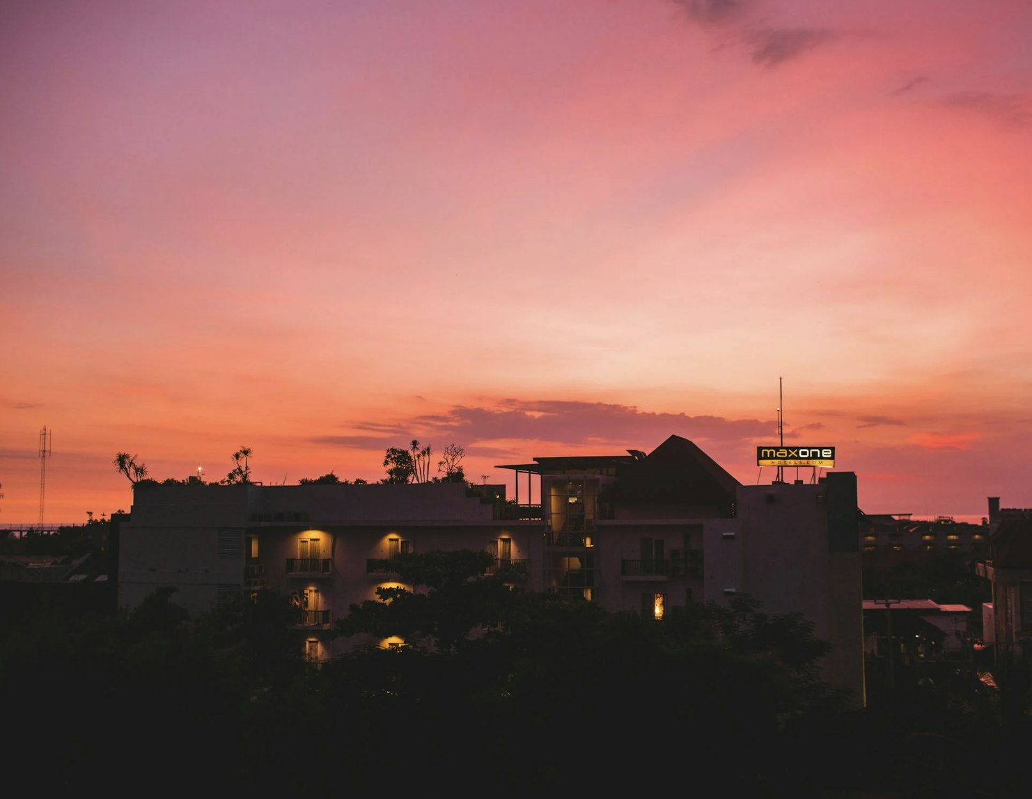 Image of Bali at night